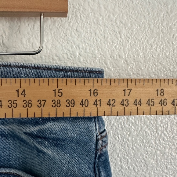 LC Lauren Conrad High Rise Straight Jeans Size 12 - Picture 11 of 14